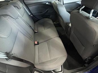 FORD FOCUS 1.6 Titanium Hatchback 5dr Petrol Powershift Euro 6 (125 ps)