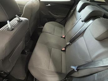 FORD FOCUS 1.6 Titanium Hatchback 5dr Petrol Powershift Euro 6 (125 ps)
