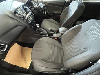 FORD FOCUS 1.6 Titanium Hatchback 5dr Petrol Powershift Euro 6 (125 ps)