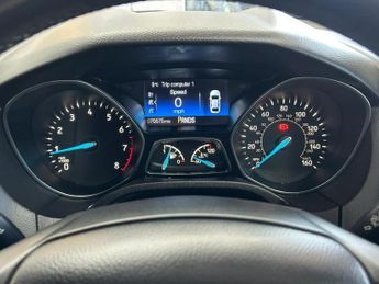 FORD FOCUS 1.6 Titanium Hatchback 5dr Petrol Powershift Euro 6 (125 ps)