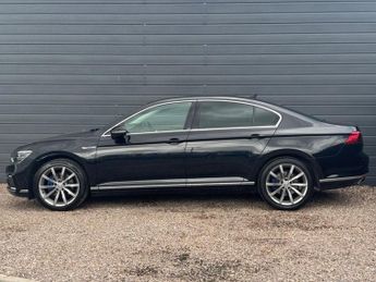 VOLKSWAGEN PASSAT 1.4 TSI 13kWh GTE Advance Saloon 4dr Petrol Plug-in Hybrid DSG E