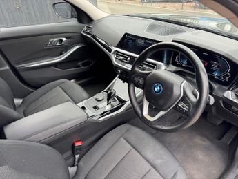 BMW 3 SERIES 2.0 330e 12kWh SE Pro Touring 5dr Petrol Plug-in Hybrid Auto 