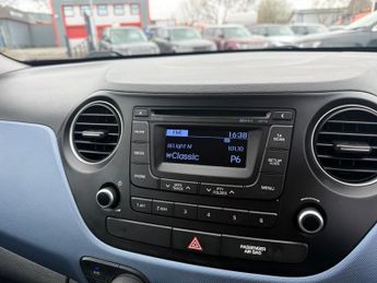 HYUNDAI I10 1.2 Premium Hatchback 5dr Petrol Auto-2 OWNERS GREAT LOW MILEAGE