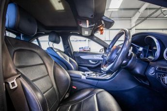 MERCEDES-BENZ C-CLASS 2.1 C220d AMG Line (Premium) Saloon 4dr Diesel G-Tronic+ Euro 6 