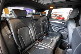 AUDI Q5 2.0 TDI S line Plus SUV 5dr Diesel S Tronic quattro Euro 5 (s/s)