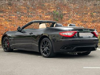 MASERATI GRANCABRIO 4.7 V8 Sport Convertible 2dr Petrol Auto Euro 5 (460 ps)