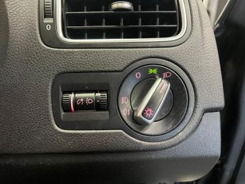 VOLKSWAGEN POLO 1.2 Match Hatchback 3dr Petrol Manual Euro 5 (60 ps)