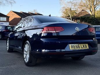 VOLKSWAGEN PASSAT 1.6 TDI BlueMotion Tech SE Business Saloon 4dr Diesel Manual Eur