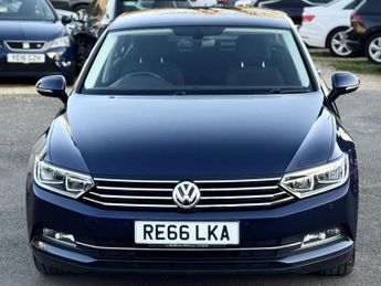 VOLKSWAGEN PASSAT 1.6 TDI BlueMotion Tech SE Business Saloon 4dr Diesel Manual Eur