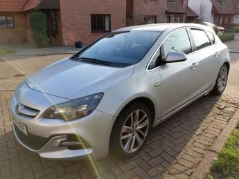 VAUXHALL ASTRA 1.6 16v Tech Line GT Hatchback 5dr Petrol Manual Euro 5 (115 ps)