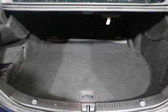 MERCEDES-BENZ E-CLASS 2.0 E220d SE (Premium) Saloon 4dr Diesel G-Tronic+ Euro 6 (s/s) 