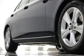 MERCEDES-BENZ E-CLASS 2.0 E220d SE (Premium) Saloon 4dr Diesel G-Tronic+ Euro 6 (s/s) 