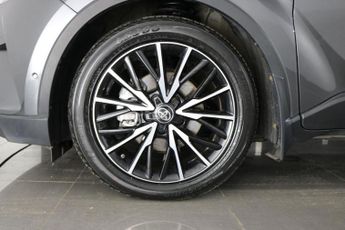 TOYOTA C-HR 1.8 VVT-h Excel SUV 5dr Petrol Hybrid CVT Euro 6 (s/s) (122 ps)