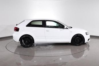 AUDI A3 2.0 TDI Black Edition Hatchback 3dr Diesel S Tronic Euro 5 (s/s)