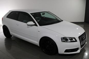 AUDI A3 2.0 TDI Black Edition Hatchback 3dr Diesel S Tronic Euro 5 (s/s)