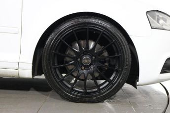 AUDI A3 2.0 TDI Black Edition Hatchback 3dr Diesel S Tronic Euro 5 (s/s)