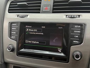 VOLKSWAGEN GOLF 1.6 TDI BlueMotion Tech SE Hatchback 5dr Diesel DSG Euro 5 (s/s)