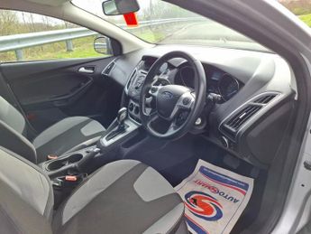 FORD FOCUS 1.6 Zetec Estate 5dr Petrol Powershift Euro 5 (125 ps)