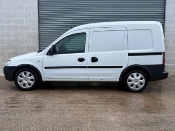 VAUXHALL COMBO 1.3 CDTi 2000 16v Panel Van 3dr Diesel Manual (138 g/km, 69 bhp)