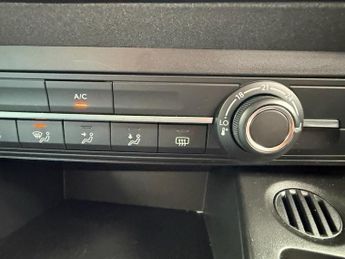 PEUGEOT e-Rifter 52kWh Allure Long MPV 5dr Electric Auto (7.4kW Charger) (136 ps)