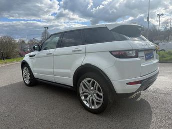 LAND ROVER RANGE ROVER EVOQUE 2.0 TD4 HSE Dynamic SUV 5dr Diesel Auto 4WD Euro 6 (s/s) (180 ps