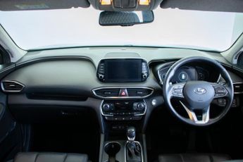 HYUNDAI SANTA FE 2.2 CRDi Premium SUV 5dr Diesel Auto 4WD Euro 6 (s/s) 7 Seat (20