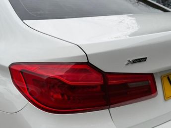 BMW 5 SERIES 2.0 520d M Sport Saloon 4dr Diesel Auto xDrive Euro 6 (s/s) (190
