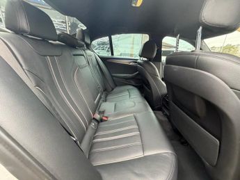 BMW 5 SERIES 2.0 520d M Sport Saloon 4dr Diesel Auto xDrive Euro 6 (s/s) (190