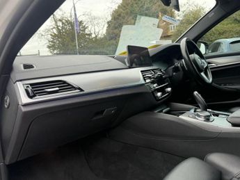 BMW 5 SERIES 2.0 520d M Sport Saloon 4dr Diesel Auto xDrive Euro 6 (s/s) (190