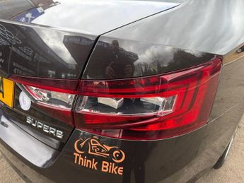 SKODA SUPERB 2.0 TDI Laurin & Klement Hatchback 5dr Diesel DSG Auto 6Spd Euro