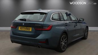 BMW 3 SERIES 2.0 330e 12kWh Sport Pro Touring 5dr Petrol Plug-in Hybrid Auto 