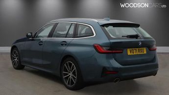 BMW 3 SERIES 2.0 330e 12kWh Sport Pro Touring 5dr Petrol Plug-in Hybrid Auto 