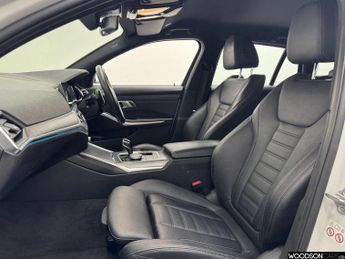 BMW 3 SERIES 2.0 330e 12kWh M Sport Touring 5dr Petrol Plug-in Hybrid Auto Eu