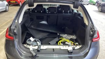 BMW 3 SERIES 2.0 330e 12kWh SE Pro Touring 5dr Petrol Plug-in Hybrid Auto Eur