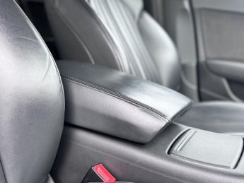 AUDI A6 SALOON 2.0 TDI ultra S line