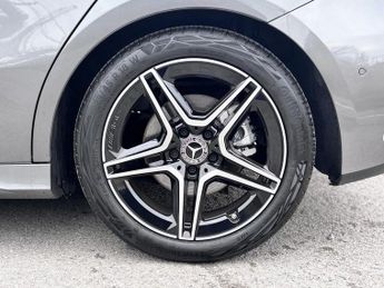 MERCEDES-BENZ A CLASS 1.3 A200h MHEV AMG Line