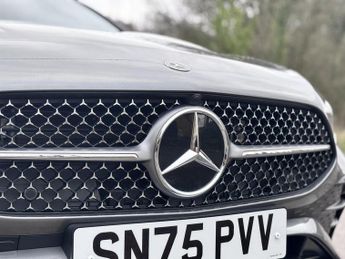 MERCEDES-BENZ A CLASS 1.3 A200h MHEV AMG Line