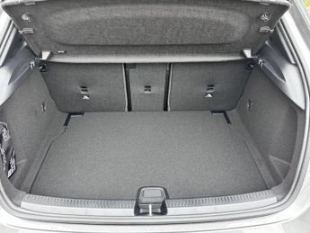 MERCEDES-BENZ A CLASS 1.3 A200h MHEV AMG Line