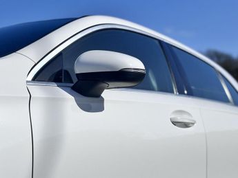 MERCEDES-BENZ A CLASS 1.3 A200 AMG Line