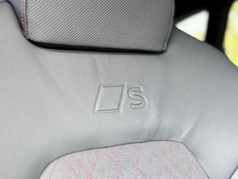 AUDI A5 Avant 2.0 TDI Edition 1