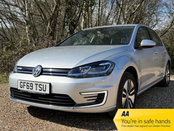 VOLKSWAGEN E-GOLF 35.8kWh e-Golf Hatchback 5dr Electric Auto (136 ps)