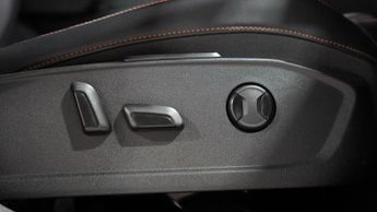 CUPRA FORMENTOR 2.0 TSI VZ2 SUV 5dr Petrol DSG 4Drive Euro 6 (s/s) (310 ps)