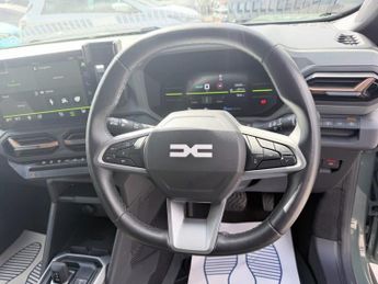 DACIA DUSTER Green 1.6 Hybrid Extreme Euro 6 SUV, 21,634 miles, ULEZ complian