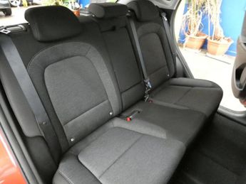 HYUNDAI KONA 64kWh Premium SUV 5dr Electric Auto (10.5kW Charger) (204 ps)