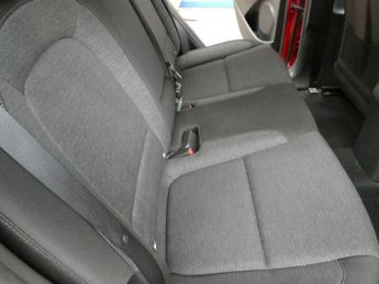 HYUNDAI KONA 64kWh Premium SUV 5dr Electric Auto (10.5kW Charger) (204 ps)