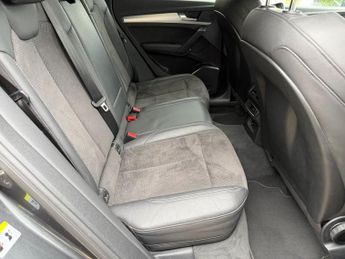 AUDI Q5 2.0 TFSI 45 S line SUV 5dr Petrol S Tronic quattro Euro 6 (s/s)