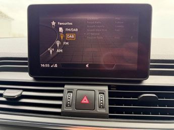 AUDI Q5 2.0 TFSI 45 S line SUV 5dr Petrol S Tronic quattro Euro 6 (s/s)