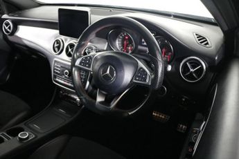 MERCEDES-BENZ 180 2.1 GLA200d AMG Line SUV 5dr Diesel 7G-DCT Euro 6 (s/s) (136 ps)