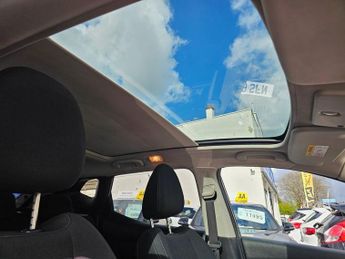NISSAN QASHQAI AUTOMATIC 1.2 DIG-T N-Connecta SUV 5dr Petrol XTRON Euro 6 (s/s)