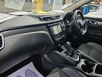 NISSAN QASHQAI AUTOMATIC 1.2 DIG-T N-Connecta SUV 5dr Petrol XTRON Euro 6 (s/s)